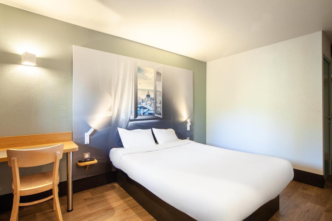 B&B Hotel Pontault Combault Bagian luar foto